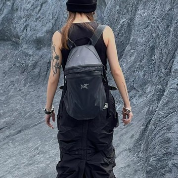 公司貨 免運 後背包 戶外登山包 徒步後背包 登山背包 戶外輕便旅行徒步15L防水男女登山包後背包背包越野輕薄外出洋氣