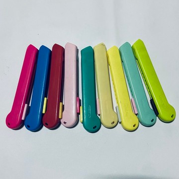 [沐沐屋]側向美形刀 智慧鎖定式小美工刀^