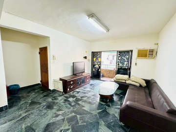 三多商圈~修文街三房健身公寓｜高雄市前鎮區修文街