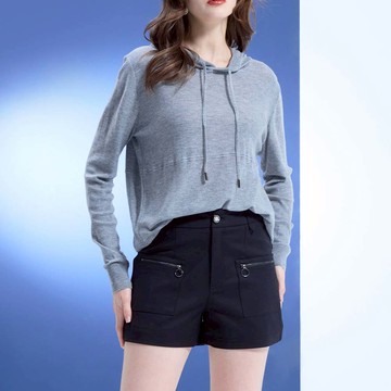 HONOR率性車線單釦拉鍊口袋短褲-黑