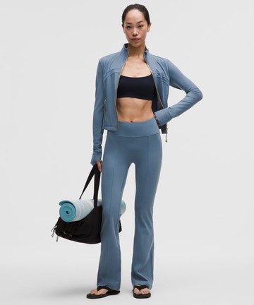 Groove High-Rise Flared Pants with Pockets 30" Asia Fit Size Medium