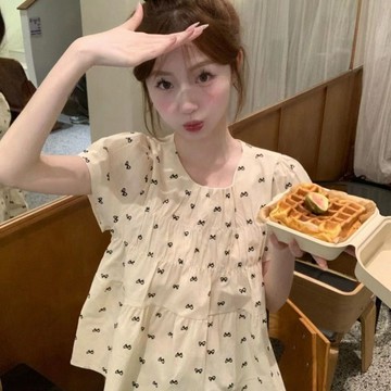 襯衫女裝  法式圓領設計感  蝴蝶結印花短袖  夏季褶皺減齡  寬鬆上衣 WH