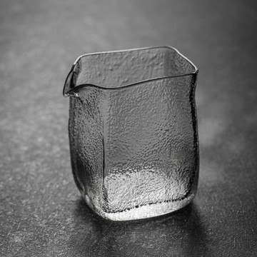高端耐熱錘紋玻璃四方公道杯日式公杯加厚分茶器功夫茶具茶海勻杯