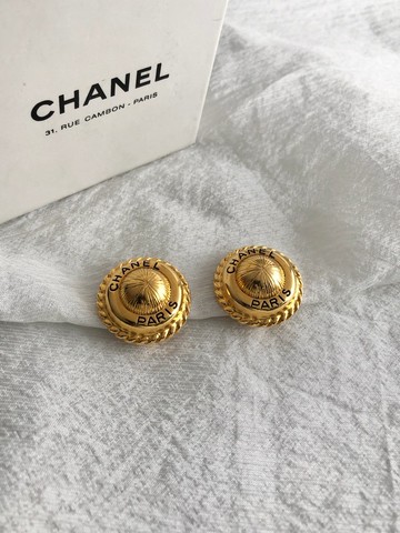 【 日本直送 名牌中古包 】CHANEL 香奈兒 耳環 圓形Logo 金色 vintage 古董 old skd4yf