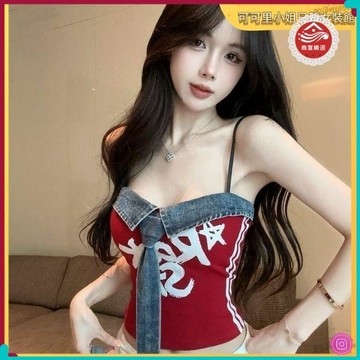 🏵️熱銷🏵️【美式辣妹上衣】台灣出貨 新款 牛仔紅色吊帶背心 女外穿 夏 泰式 一字肩 抹胸 小上衣 獨特 絕美 吊