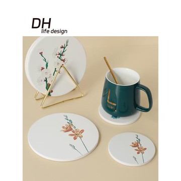DH淡雅花朵系列防燙硅藻泥吸水杯墊家用軟木隔熱墊防滑墊子茶杯墊