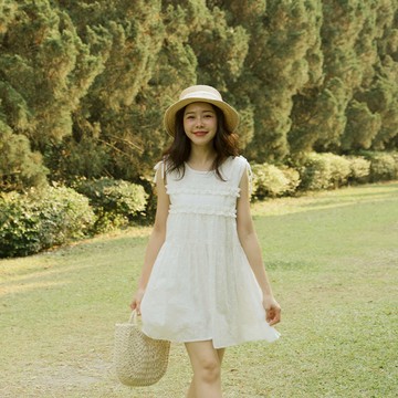 蝴蝶結肩綁帶荷葉邊無袖短洋裝