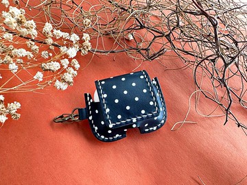 波點點AirPods Pro套 皮革DIY材料包 免費刻名 耳機收納皮套