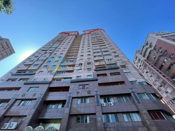 綠園道大面寬樓店｜台中市南區忠明南路