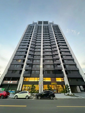 捷運R12後驛愛河之心祥城雙制震4房平車質感美宅｜高雄市三民區自立一路