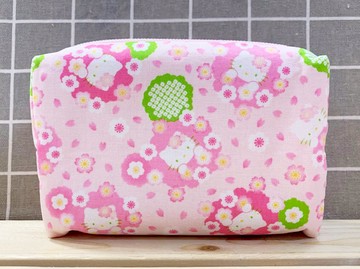【震撼精品百貨】Hello Kitty 凱蒂貓~Hello Kitty日本SANRIO三麗鷗KITTY化妝包/面紙包-櫻花粉*78296