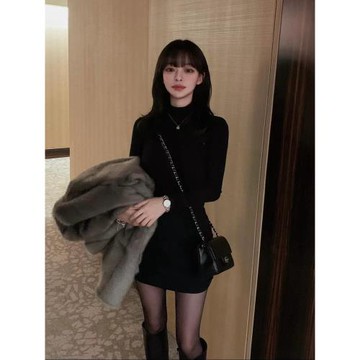 針織包臀連衣裙2025新款女秋冬小個子毛衣裙半高領內搭打底小黑裙