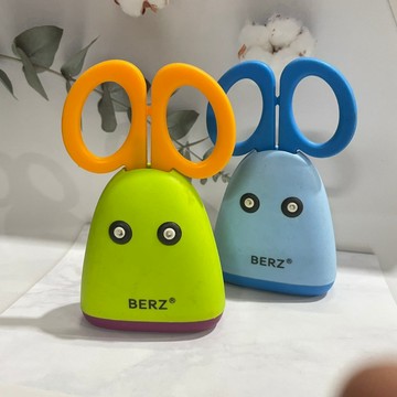 [沐沐屋] 英國 BERZ 兒童食物剪刀組(隨機出貨)
