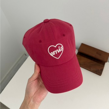 🇰🇷 韓國KKOBA 現貨 Emis Heart Ball Cap 愛心 草寫LOGO 老帽 帽子 棒球帽
