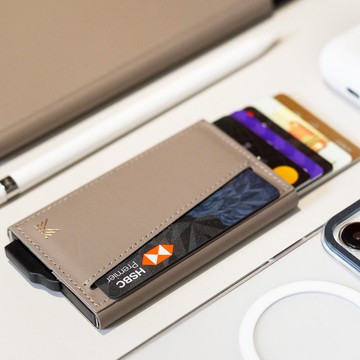 LUCID REFINED | 優質素皮革磁吸金屬卡套兼容MagSafe for iPhone