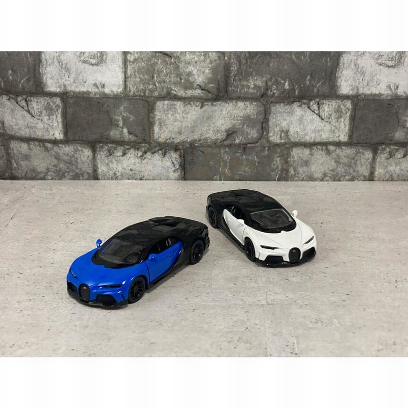 ブガッティ シロン Bugatti Chiron SuperSport 1:38 Kinsmart