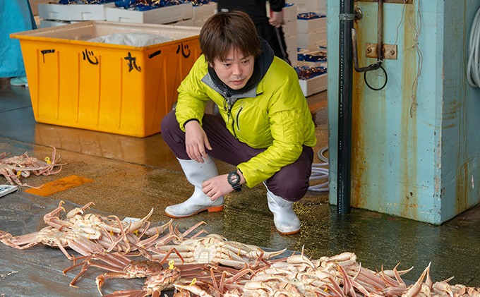 茹で越前ガニ食通もうなる本場の味をぜひ、ご堪能ください。約1.1kg以上 越前がに 越前かに 越前カニ カニ ボイルガニ