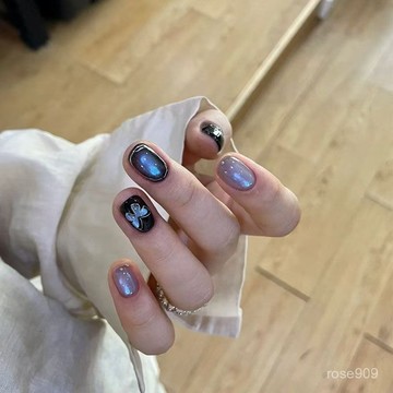 ➕最新設計款穿戴甲💅手工穿戴甲藍色極光蝴蝶爆閃藍色貓眼甲片辣妹超酷純慾風顯白美甲短款穿戴甲 ESDU