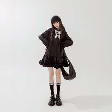 QUEENSHOP_F 女裝 皺皺荷葉造型襯衫短洋裝 兩色售 現+預 【01087141】