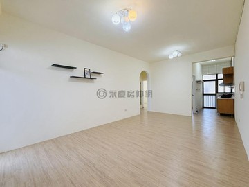 ＜急售＞價格好談/武廟商圈/4房3衛浴開窗｜高雄市苓雅區輔仁路