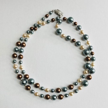 玻璃珍珠混色歌劇院項鍊／6x10mm約79cm／地平線綠混色／R／日本製造