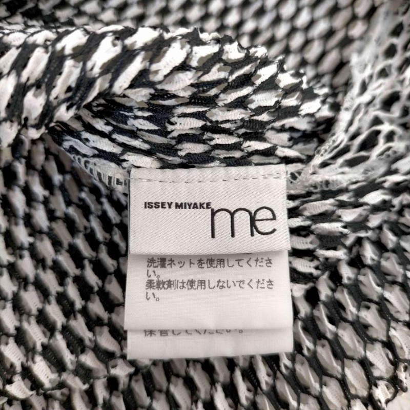 me ISSEY MIYAKE(ミー イッセイミヤケ) プリーツ加工 ボートネック