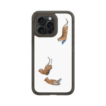 iPhone 15 Pro Max AirX 本質黑 - Janice Sung - 狩獵