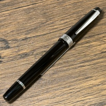 CROSS 輕盈貝禮麗黑白夾鋼珠筆（BaileyLight）
