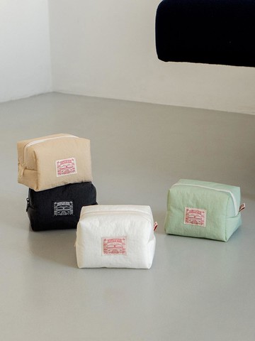 Padded Nylon Cubic Box Pouch