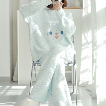 【XL-8XL大尺碼】👩秋冬睡衣  睡裙 睡袍 大尺碼居家服特大碼300斤軟綿綿新款法蘭絨睡衣冬季珊瑚絨笑臉套裝加厚家