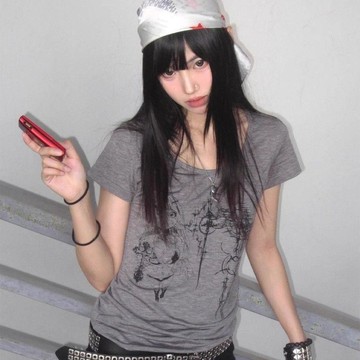 本土出貨 美式y2k辣妹韆禧風正肩短袖t恤女夏季印花修身顯瘦亞文化短款上衣@1 R