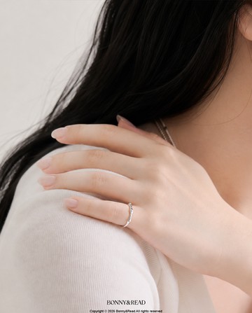 [預購] [純銀] 許願星芒尾戒 / Wishbone Star Ring