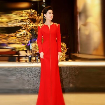 高端紅色刺繡年會主持人晚禮服女宴會氣質長裙春晚晚會演出連衣裙