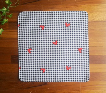 台灣二重紗手帕=格子愛心