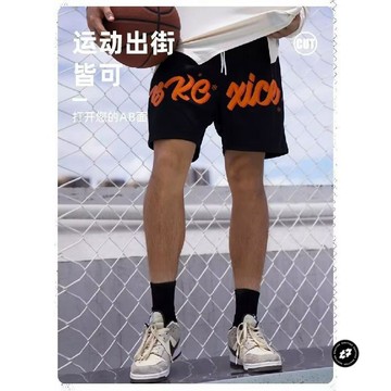 美式籃球運動短褲男夏季潮牌薄款百搭大碼五分褲跑步透氣休閒褲子男士運動透氣短褲 男士訓練排汗運動褲 男士薄款健身跑步褲