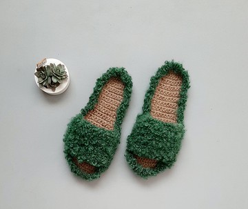 Custom slippers New 2022! Emerald green sliders