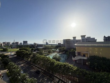 輕軌心之界遠眺海景棟距寬3房車快來買~｜新北市淡水區濱海路三段