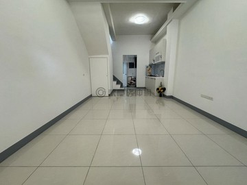 輕軌凱旋二聖機廠站瑞隆商圈臨6米街1+2騎樓美寓｜高雄市前鎮區瑞西街