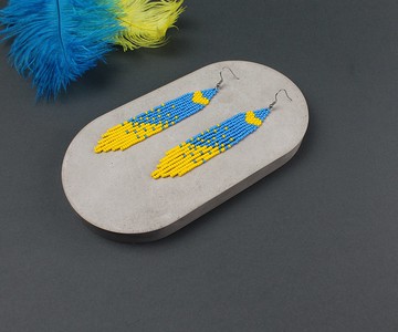 藍色和黃色種子珠耳環