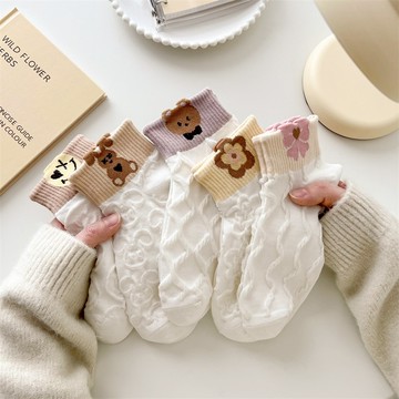 現貨 台灣 ✨ 襪子 白襪子 可愛造型碎花短襪 透氣 學生襪 透氣 吸汗 少女襪 船型襪 日系女襪 百搭 H0008