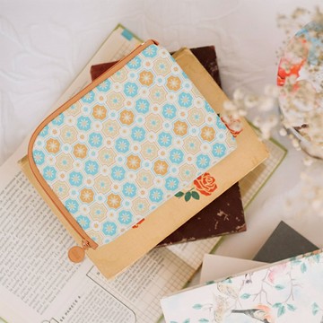 印花樂 6 吋閱讀器收納包 - 老磁磚 2 號 / 玻璃彈珠