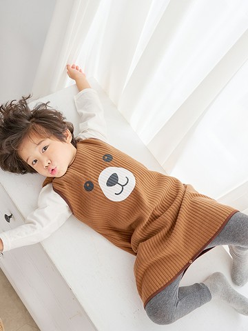 萌系狗狗兔兔鈕扣式多功能背心防踢被