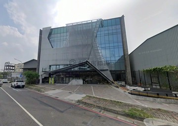 華鳳特區.臨路合法乙工廠房挑高開放格局.設備齊全｜高雄市鳳山區文龍東路