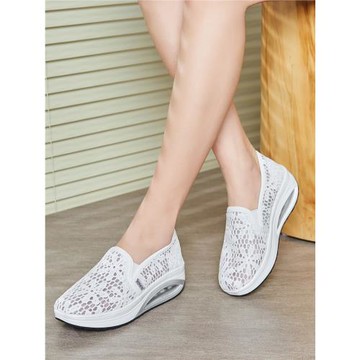 咪呢咔搖搖鞋女蕾絲2024夏季新款厚底媽媽鞋透氣一腳蹬運動休閑鞋