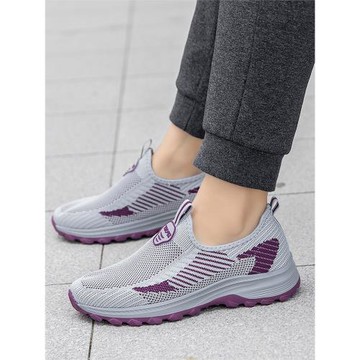 夏季透氣一腳蹬媽媽休閑鞋防滑軟底中老年健步鞋網面運動女鞋單鞋