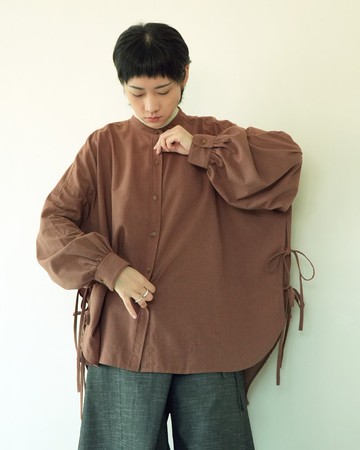川 衣 WEAR BEING  兩側下擺綁帶襯衫 褐