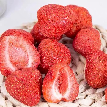 無負擔享受🍓草莓凍乾 0 添加 35℃鎖鮮 果肉飽滿 酥脆不黏牙 批發優惠 酥脆爆香 果肉厚實 烘焙 / 健身 / 追劇