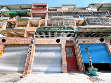 抓準時機‼️大樓換透天〰️新台17線旁臨路車庫別墅｜高雄市楠梓區美昌街