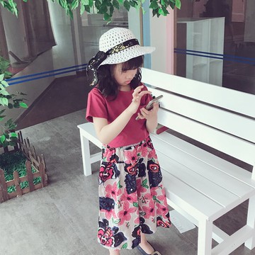 女童夏新款時尚短袖純色T恤+女寶寶寬松蝴蝶印花沙灘褲兩件套1入