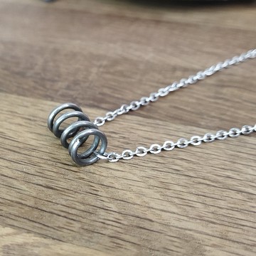 男士垃圾搖滾項鍊。 工業彈簧項鍊。 後世界末日項鍊